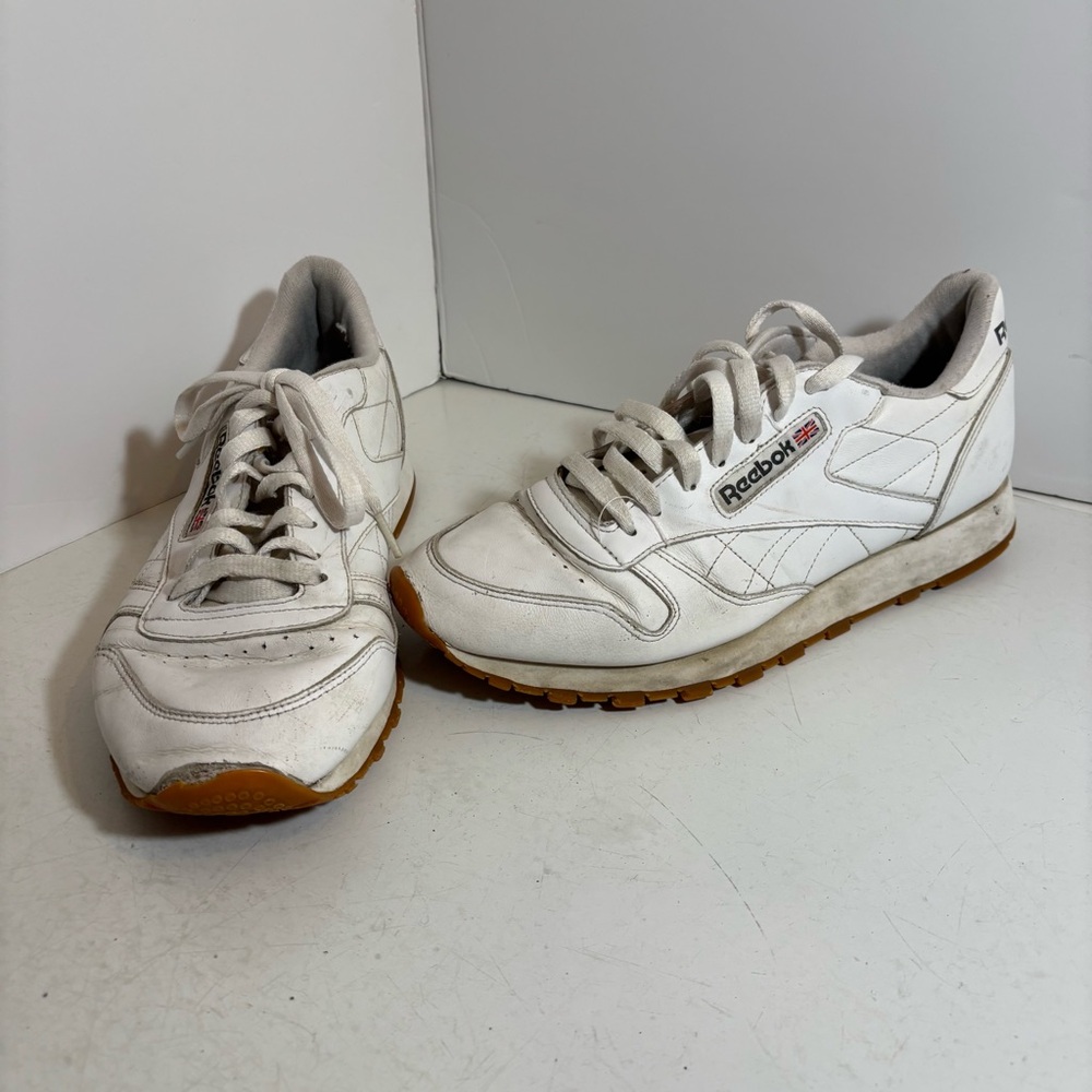 Reebok Classic white‎ leather lace up men’s runners Sneakers shoes size 9.5